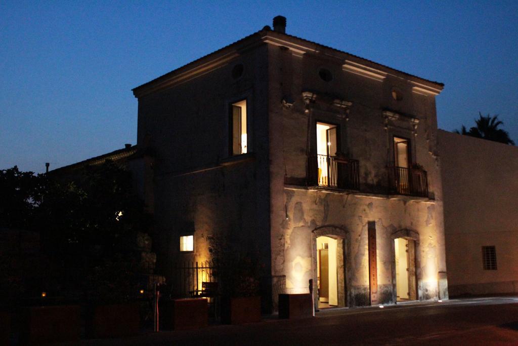 Porta Aurea Hotel Paestum Exterior photo